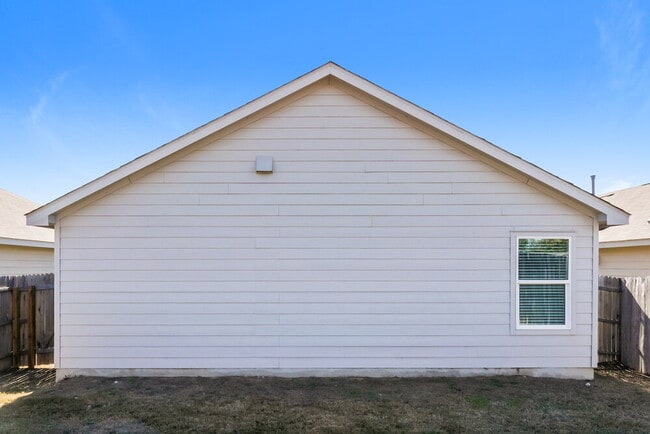 Building Photo - 14711 Brandy Brk