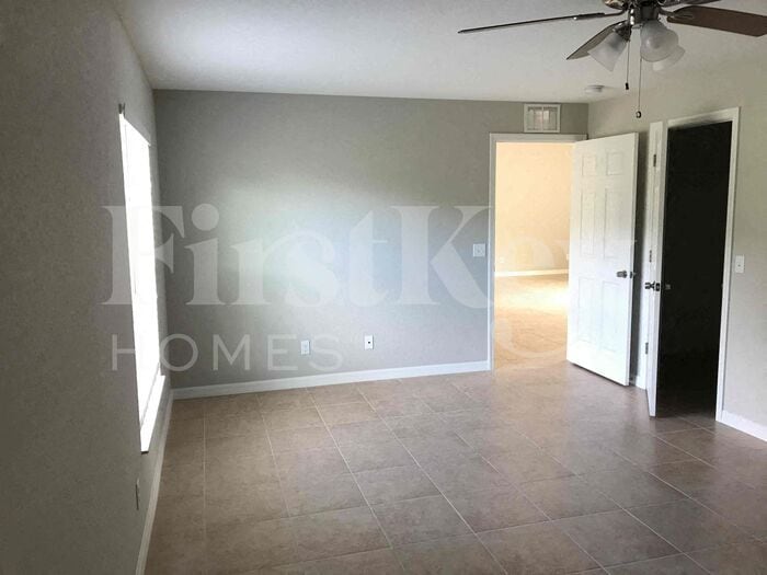 Building Photo - 11986 Booth Ave