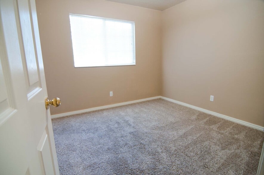 Building Photo - 1459 N 1250 W