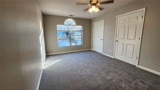 Building Photo - 4143 Lake Mist Dr NW