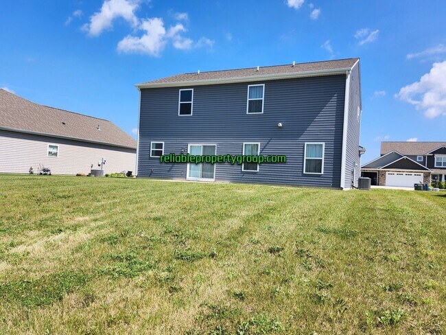 Building Photo - New Listing in Fort Wayne