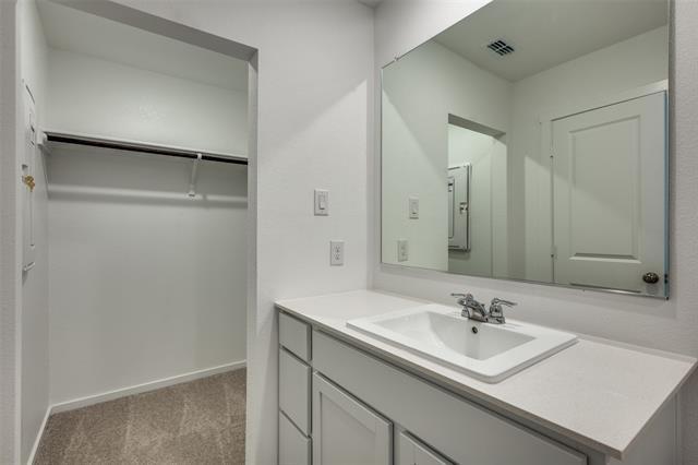 Building Photo - 926 Sandhill Crane Ln