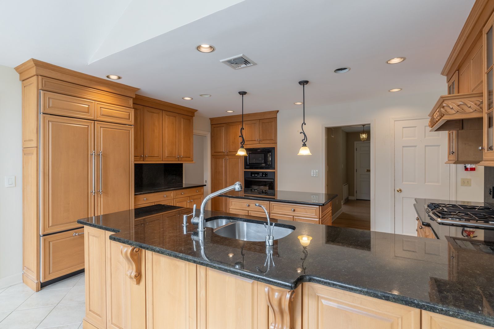 Building Photo - 42 Jefferson Ave