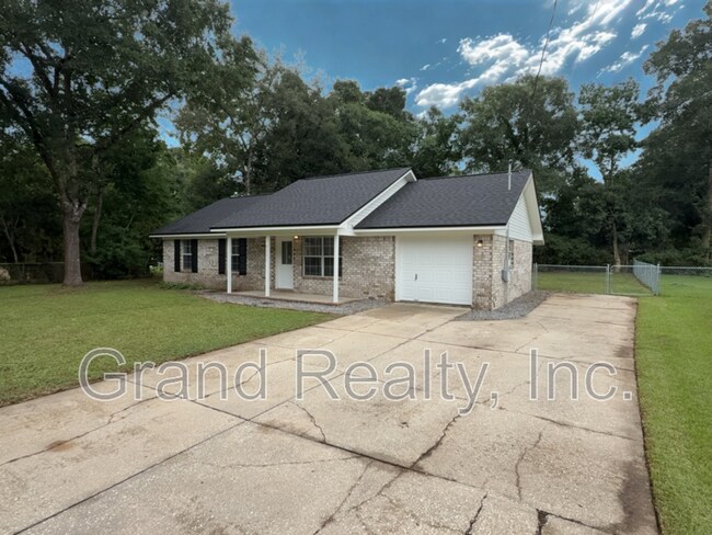 Building Photo - 6221 Fox Run St