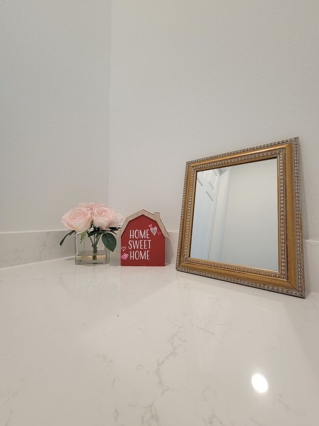 Building Photo - 5 Bedroom Brand New House with Innovative Technology near Winter Park