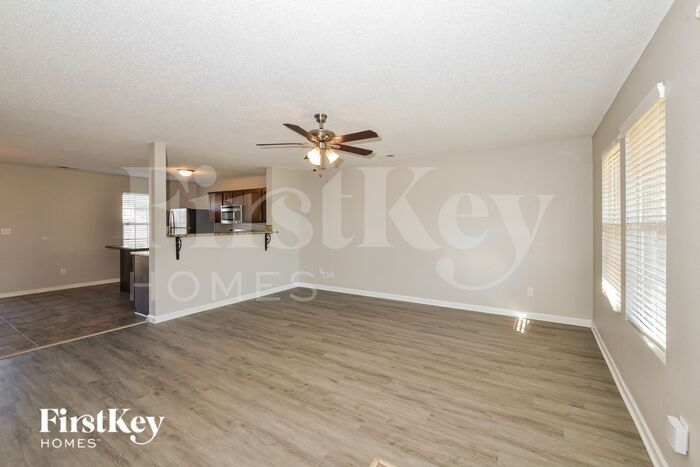 Building Photo - 7760 Freehold Dr