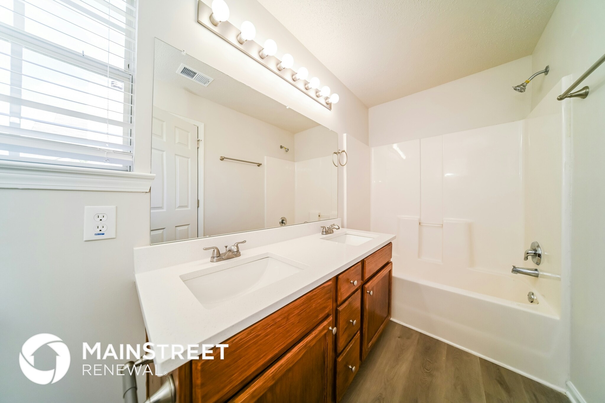 Building Photo - 6793 Merrywood Dr