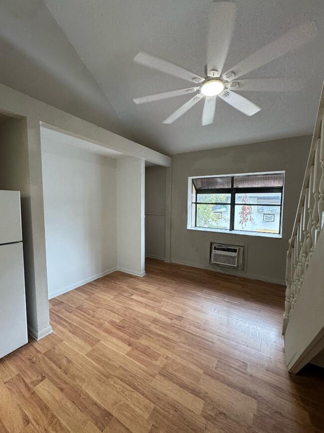 Building Photo - 1260 E 113th Ave