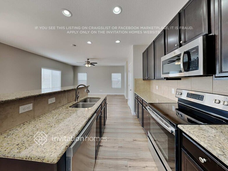 Building Photo - 9455 Brisco Ct