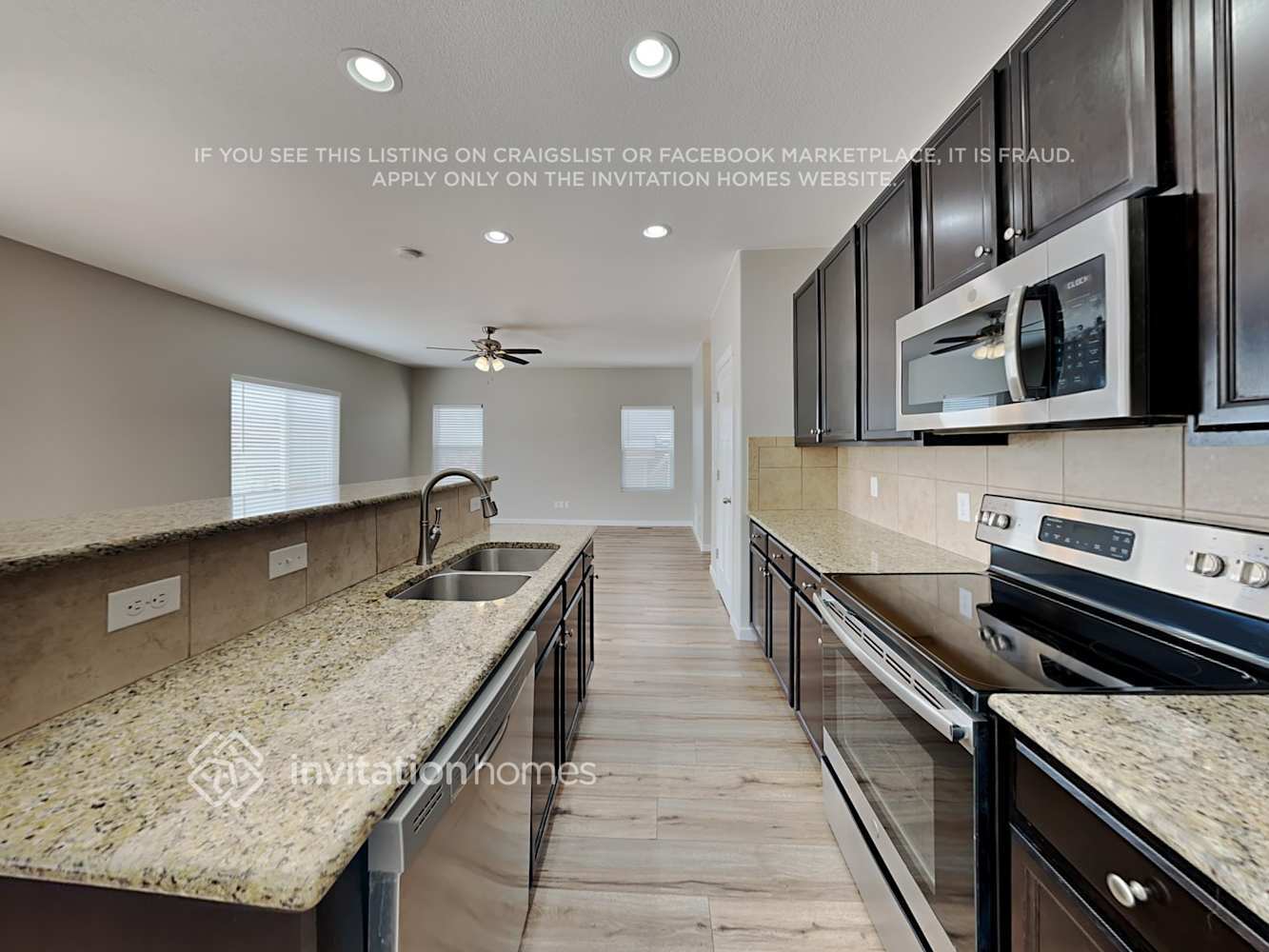 Building Photo - 9455 Brisco Ct