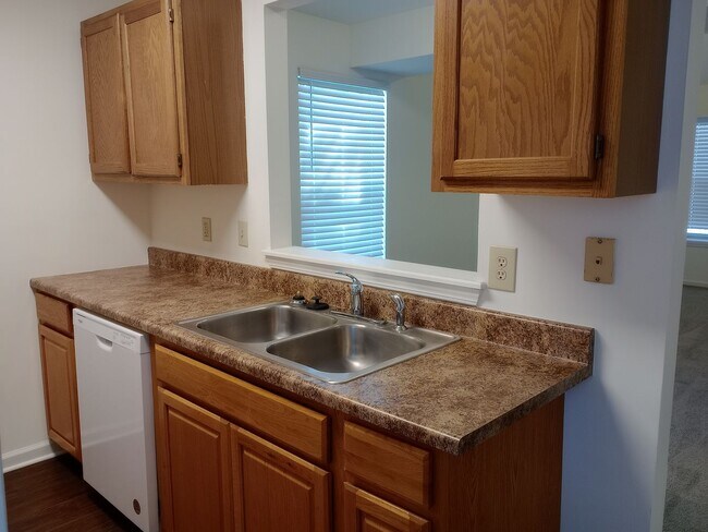 Building Photo - 3504-3506 Delmar Ct.