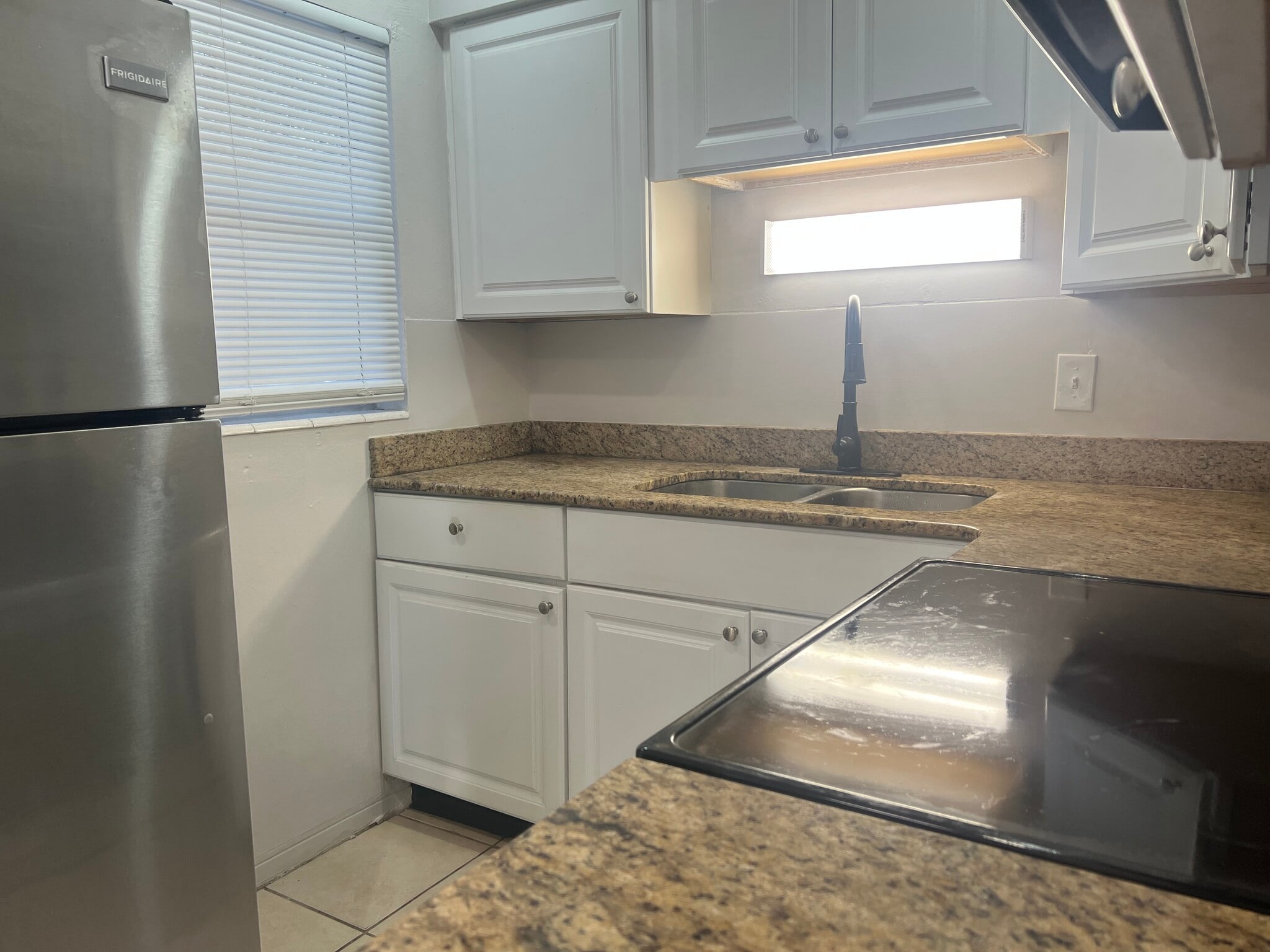 Kitchen - 7101 Dartmouth Ave N