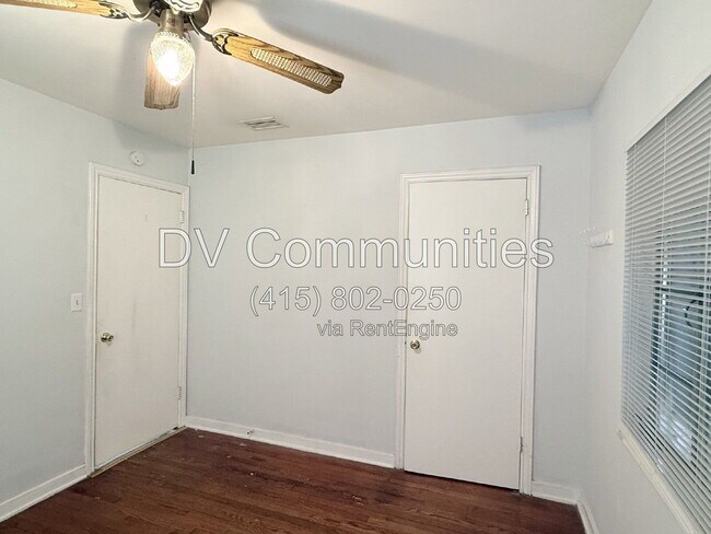Building Photo - 4935 Emerson Ave S