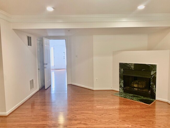 Building Photo - 18122 Truffle Ln