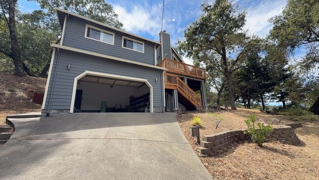 Building Photo - 126 Ridgecrest Dr