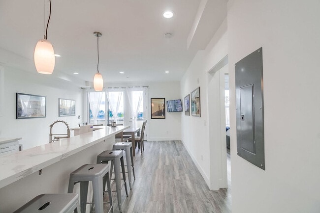 Building Photo - 4505 Park Blvd