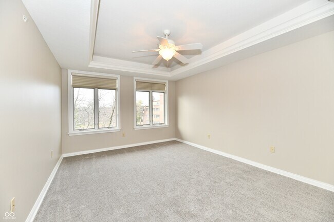 Building Photo - 8555 One W Dr