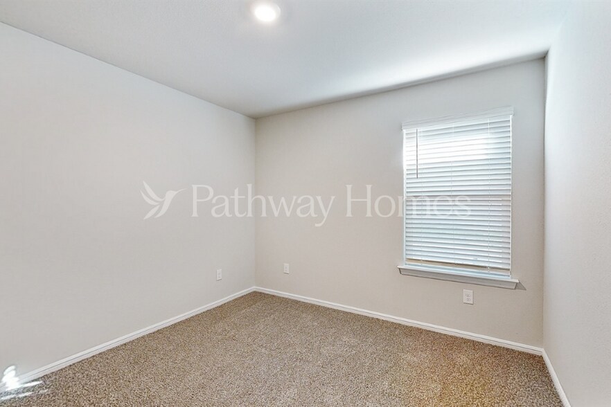 Building Photo - 1625 Vandemere Ct