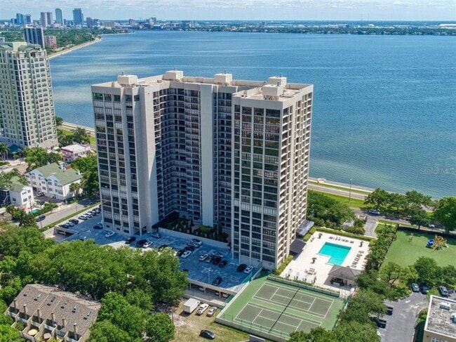 Building Photo - 3301 Bayshore Blvd