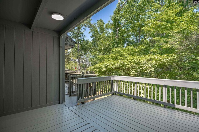 Building Photo - 301 Harbor Heights Dr