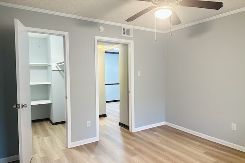 Building Photo - 301 Tri City Beach Rd