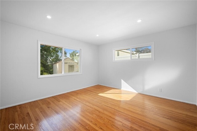 Building Photo - 685 Rim Rd