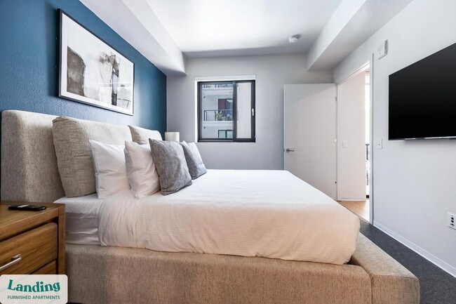 Building Photo - 372 Fourth Ave