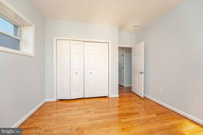 Building Photo - 222 S Rhode Island Ave