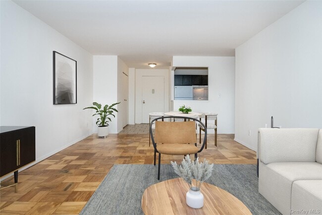 Building Photo - 125 Lake St