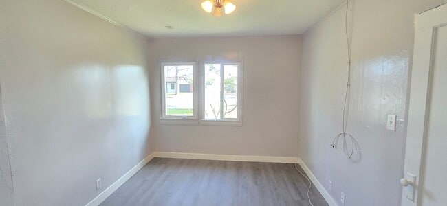 Building Photo - 13109 Barlin Ave