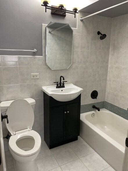 Bathroom - 1427 Homestead Rd