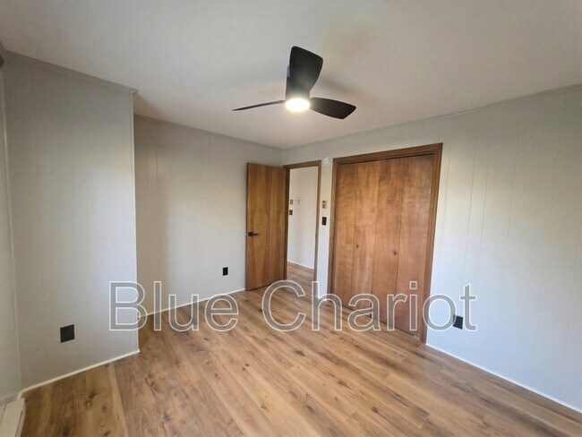 Building Photo - 1705 Smith Level Rd