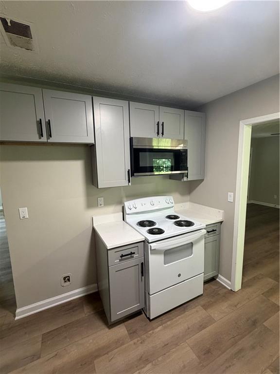 Building Photo - 1286 N Lea Ct SE