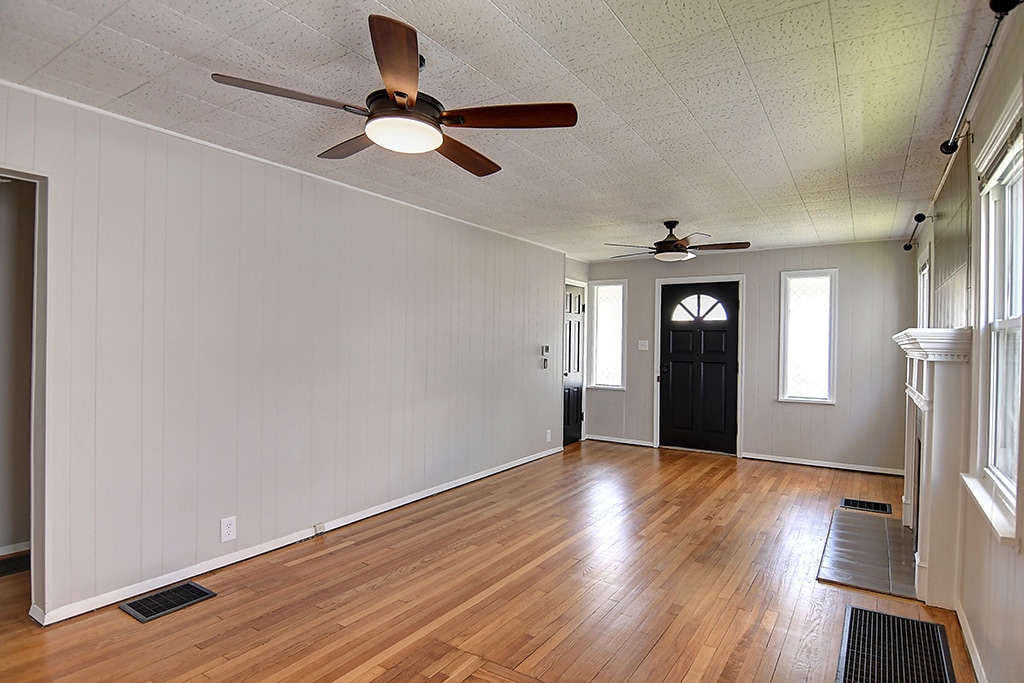 Building Photo - 523 Watervliet Ave
