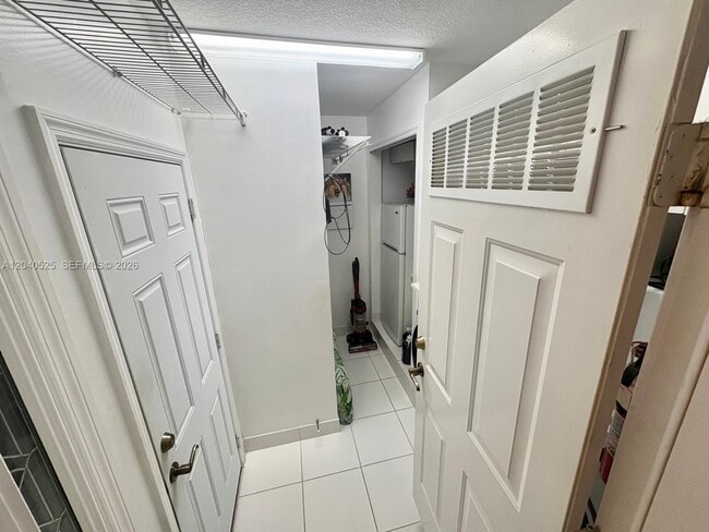 Building Photo - 20721 SW 80th Ct