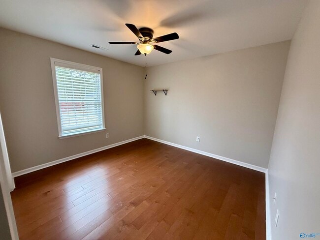 Building Photo - 122 Wyeth Dr