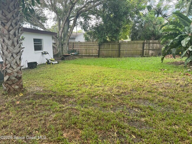 Building Photo - 4406 Sherwood Blvd