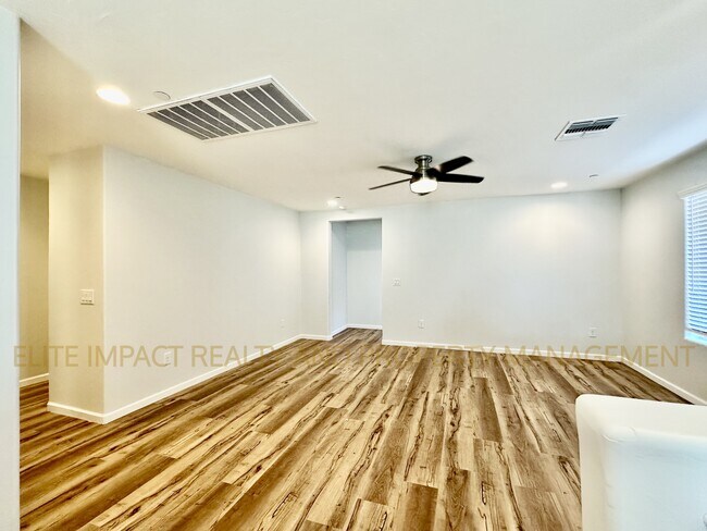Building Photo - 7201 S Via Gaucho Viejo