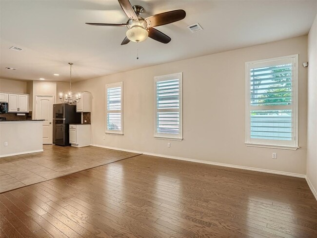 Building Photo - 819 Palo Duro Dr
