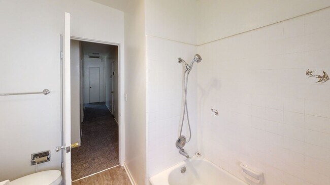 Building Photo - 33540 Washington Dr