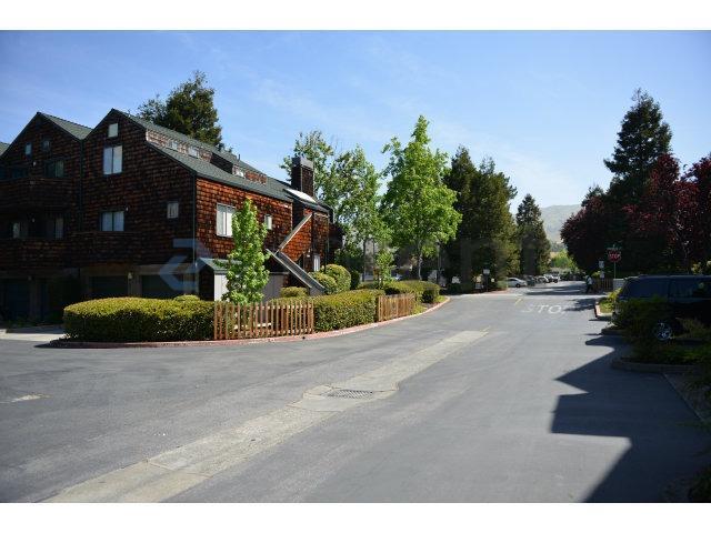 Building Photo - 352 Bolinger Terrace