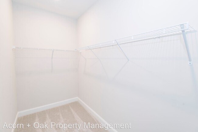 Building Photo - 4 br, 3 bath House - 135 Majestic Peak Dr