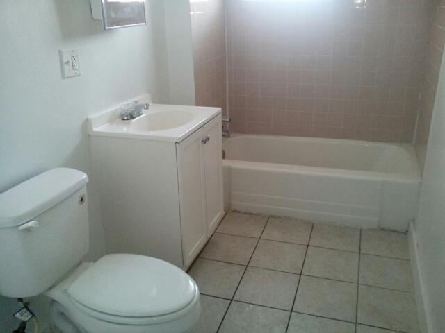 Bath Room - 7654 S Peoria St