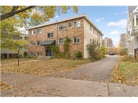 Building Photo - 440 Ridgewood Ave