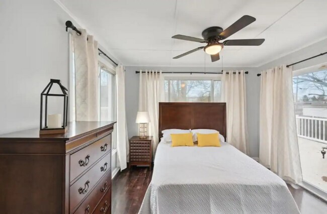 Building Photo - 1809 Rivard Rd