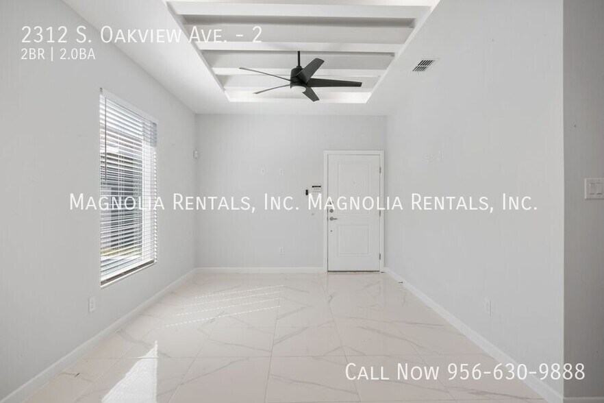 Building Photo - 2312 S Oakview Dr
