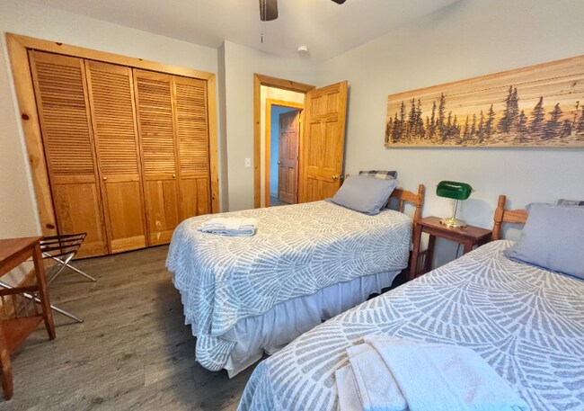 Building Photo - 5 Bracken Ln