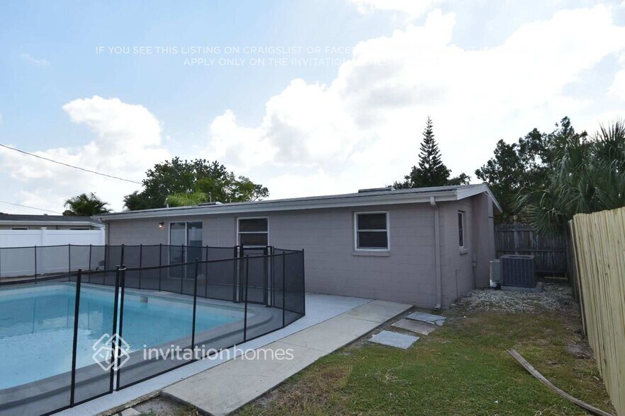 Building Photo - 8781 78th Ave N