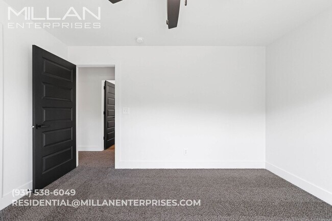 Building Photo - Luxury Modern Home with Covered Deck & Bonus Room - Enjoy Your First Month FREE with a 13-Month L...