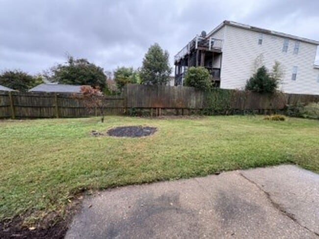 Building Photo - Rudee Heights